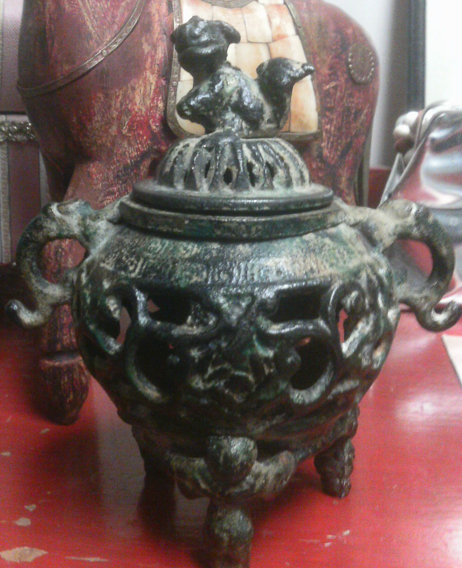 Don't know what this is - Asian