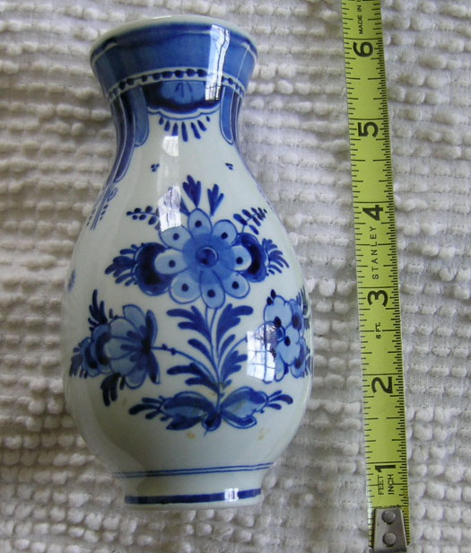 Unknown porcelain - Art Pottery