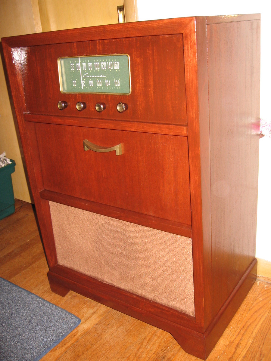 1951 Coronado - Radios