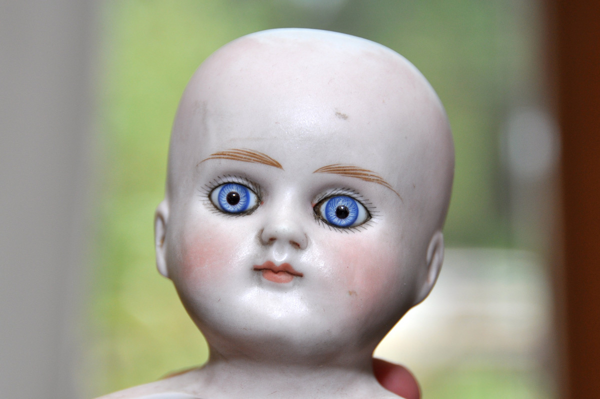 Doll head, but who is it?