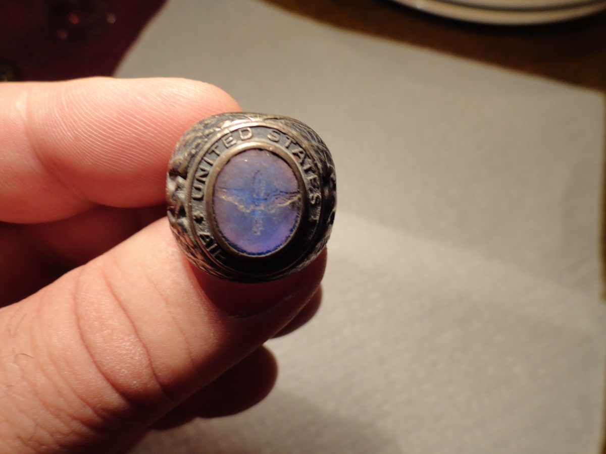 United States Air Force Ring - Prop Wing cut into the "stone"