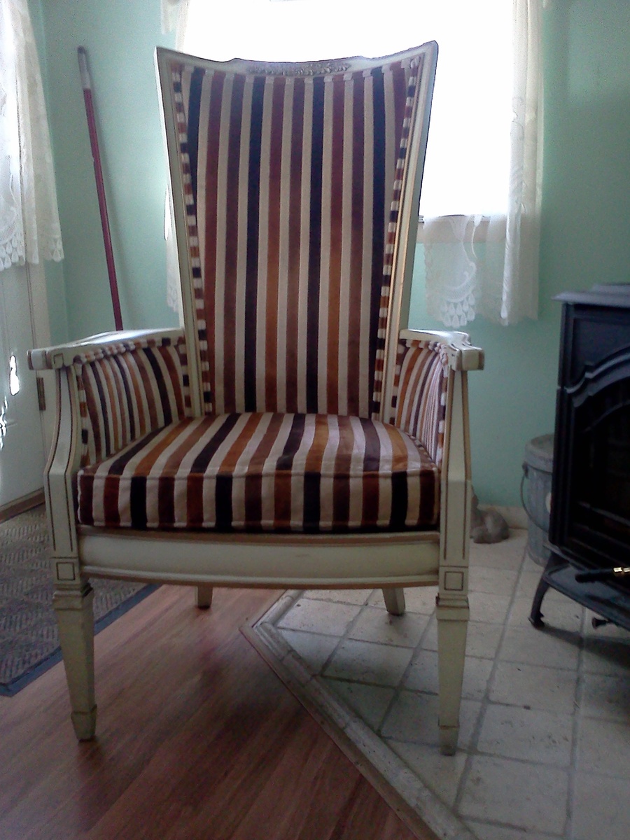 vintage arm chair 