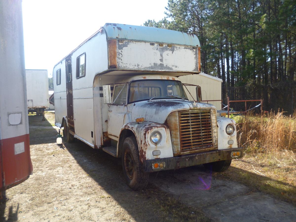 GusRatShack Horse Tradin' Hauler