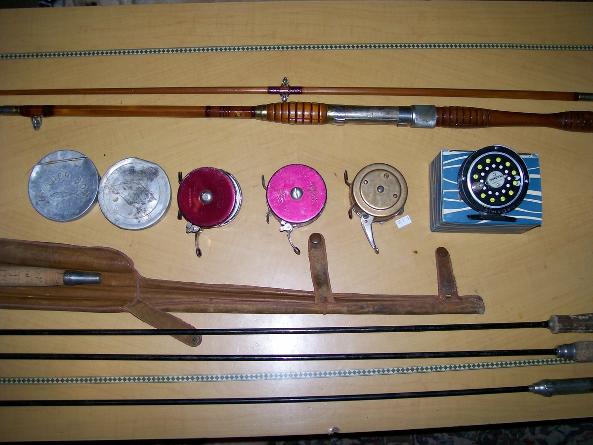 STEEL BRISTOL FLY ROD WITH LEATHER CASE AND PAPER