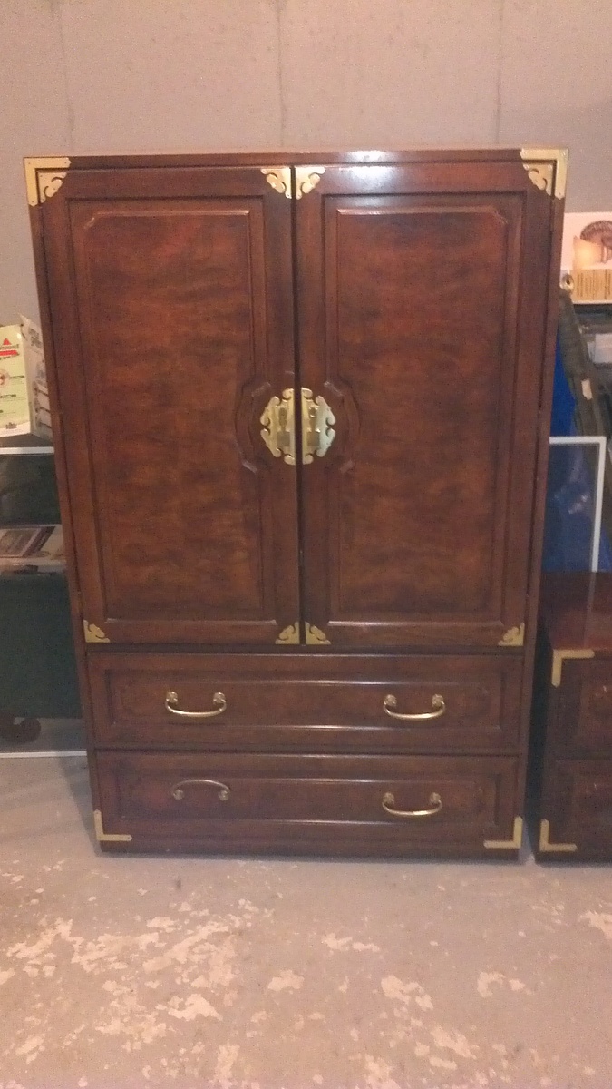 bernhardt queen bedroom set - Furniture
