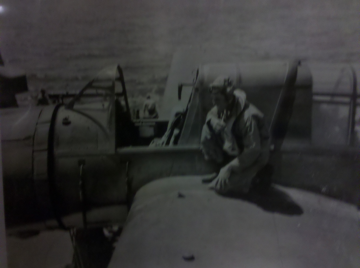 WWII US Navy/US Marine Pilots WWII photos
