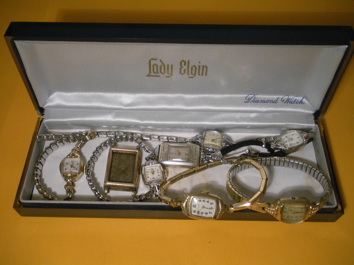 Lady Elgin Diamond box with 8 Elgin wrist watches - Wristwatches