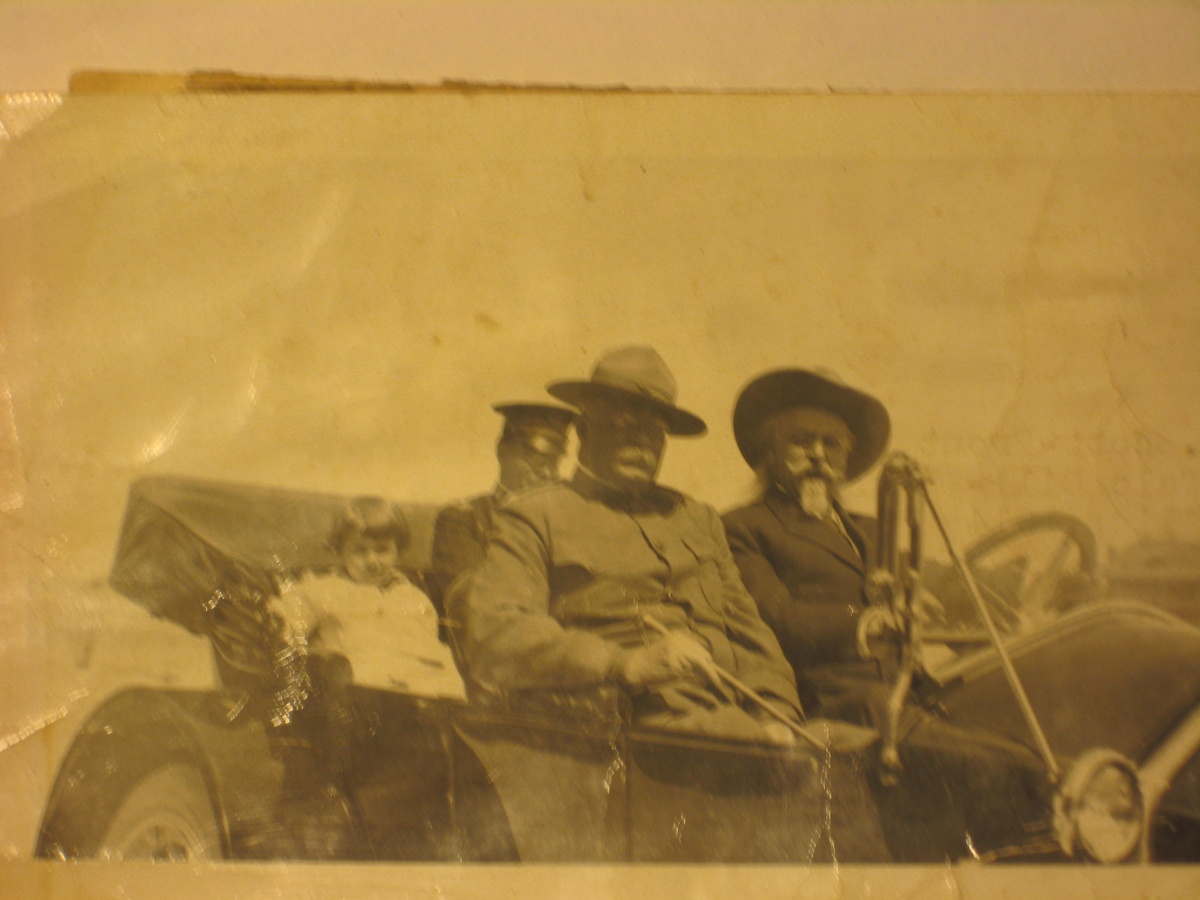 Wild Bill Cody ? - Photographs