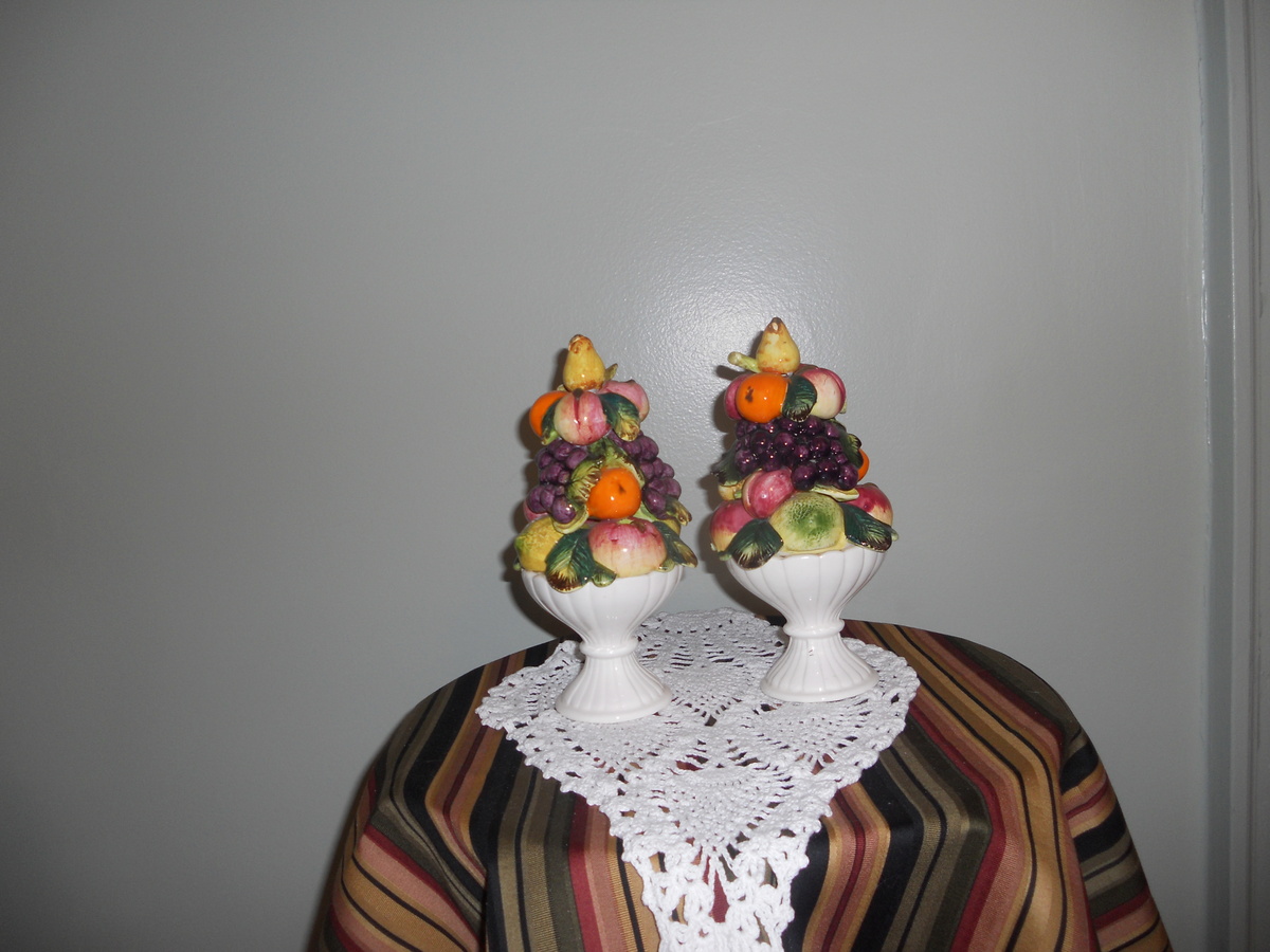 2 fruit compotes - Art Pottery