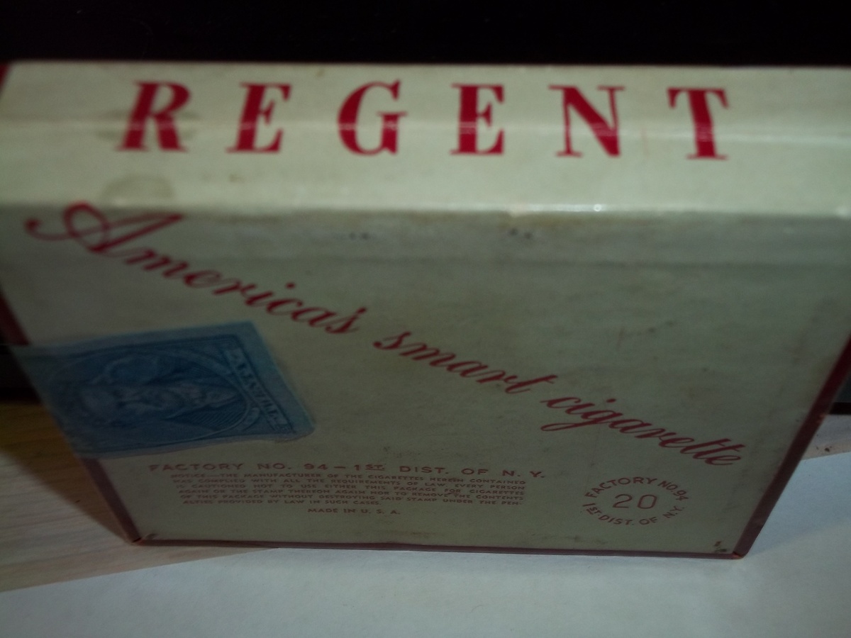 1940'S  TOBACCO BOX - Tobacciana