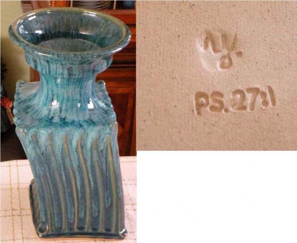 Israeli Pottery Vase Mystery - Art Pottery