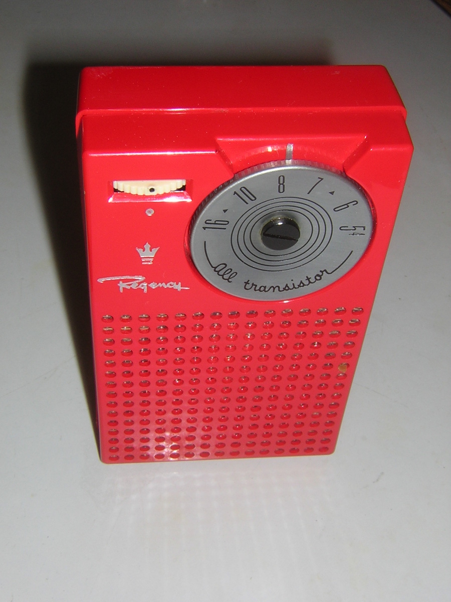 Regency Mandarin Red TR-4 Transistor Radio