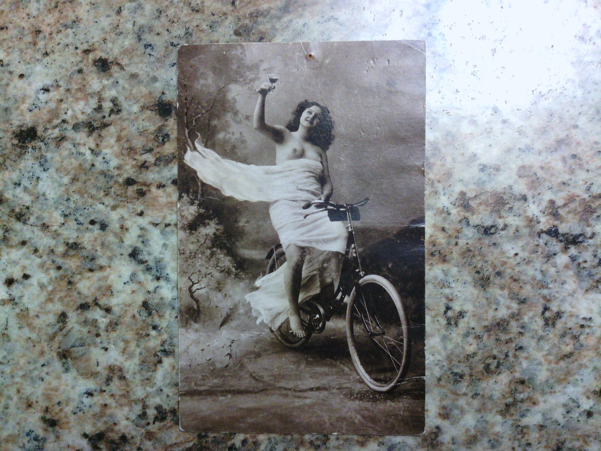     The Columbia Bicycle Catalog c1897 - Postcards