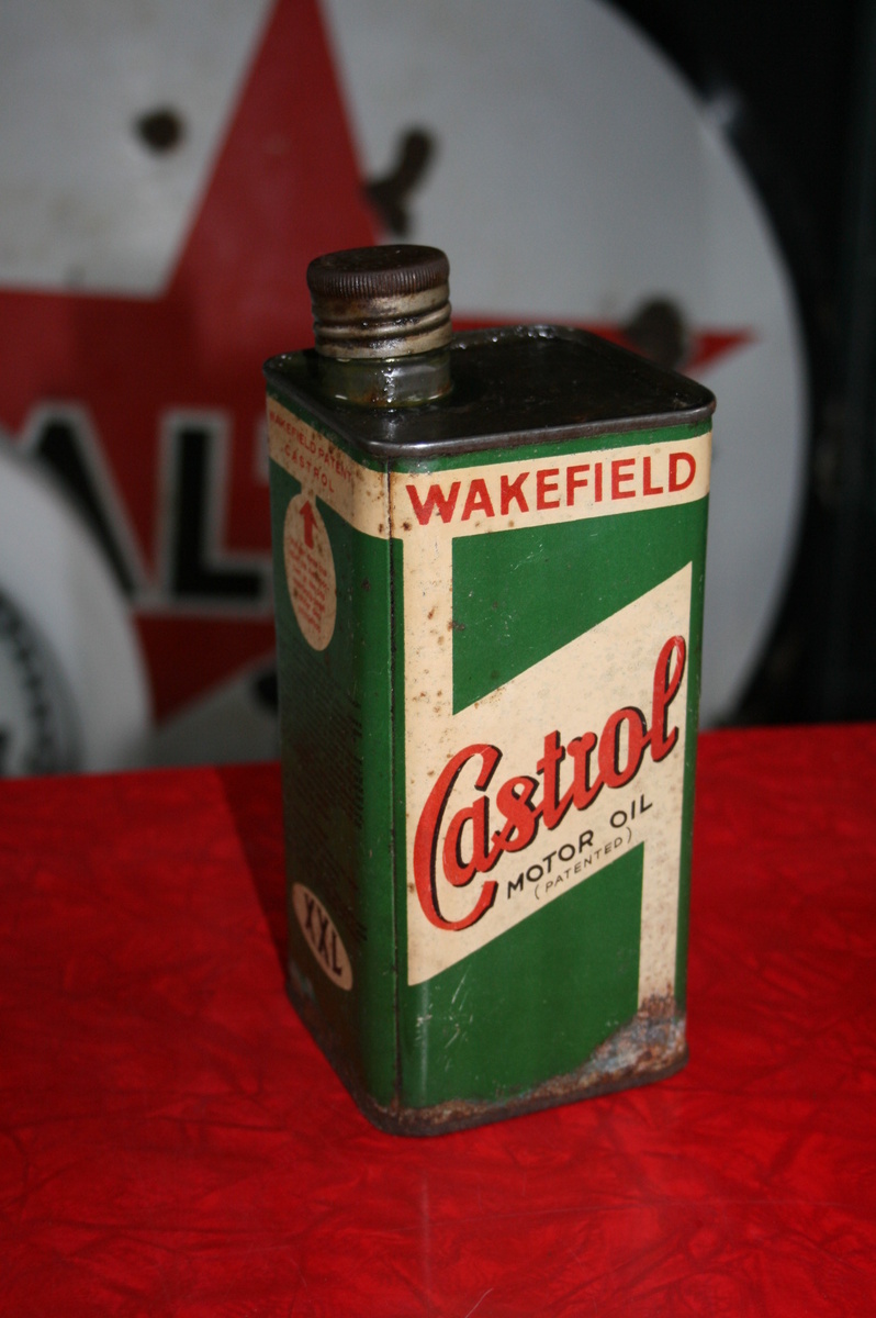 castrol oil can - Petroliana