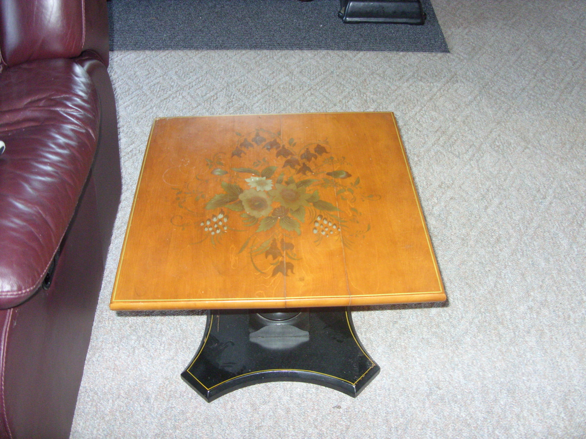 hitchcock table