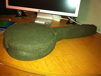 Help Identifying my Banjo Ukulele - Guitars