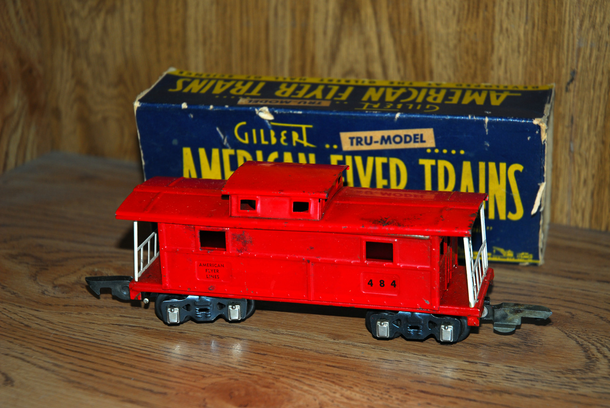 American Flyer caboose No. 484
