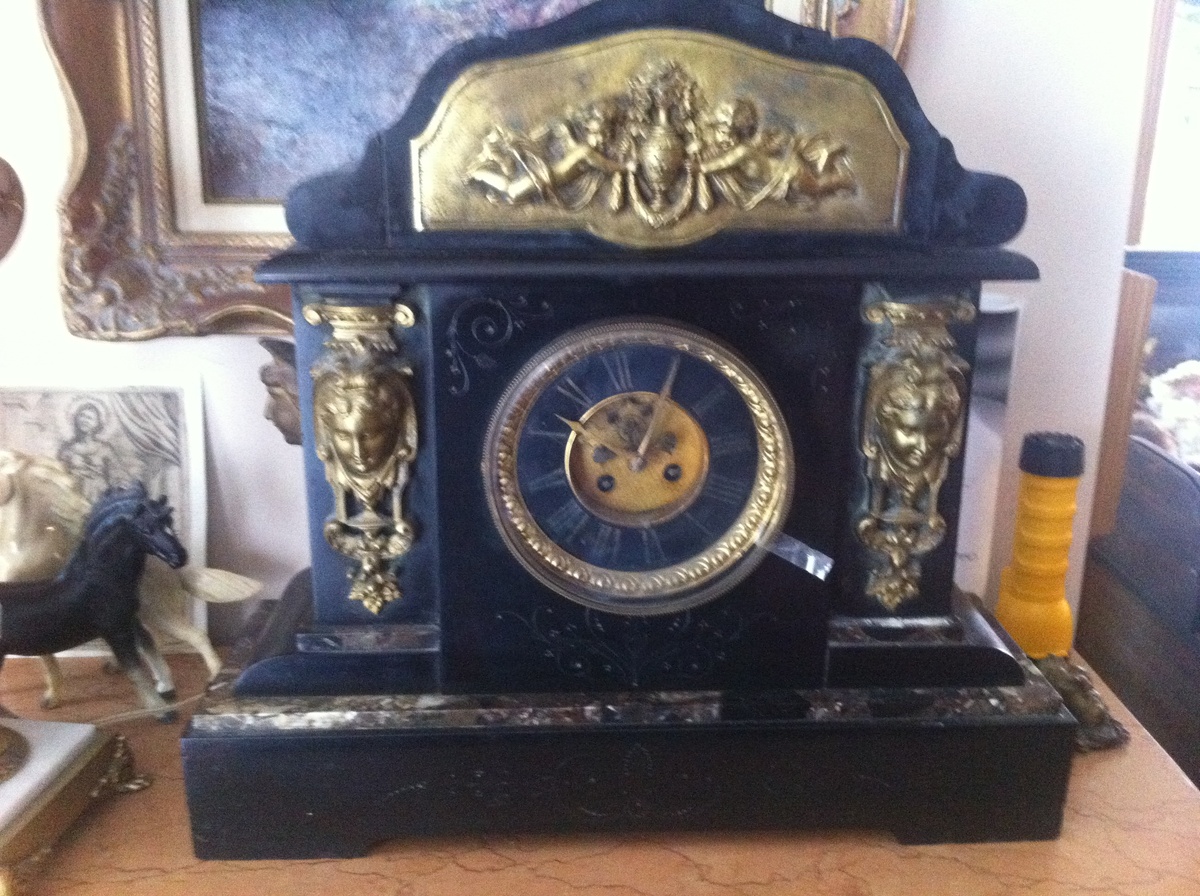  Marble mantel  clock 