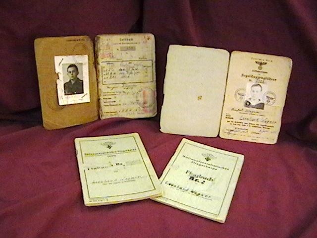 WW II German U Boat Crewman's Paybook and Flight Logs - Military and Wartime