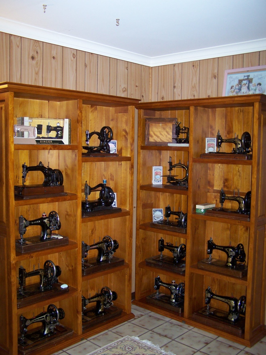 My antique sewing machines (some of them) - Sewing