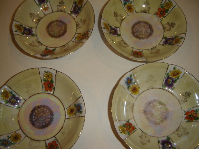  Czech made Finger Bowls - China and Dinnerware