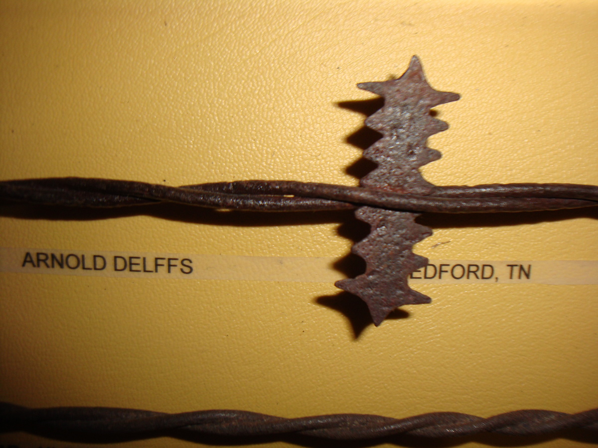 "ROOSTER COMB" BARBED WIRE