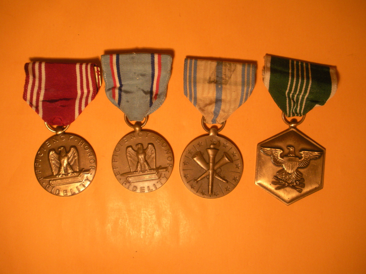 Commonly found MILITARY MEDALS  - Military and Wartime