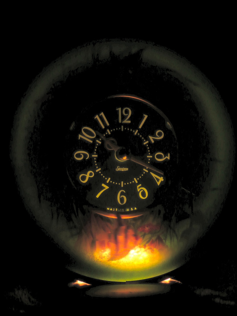 Sessions "Aquarius" Novelty Electric Clock - Clocks