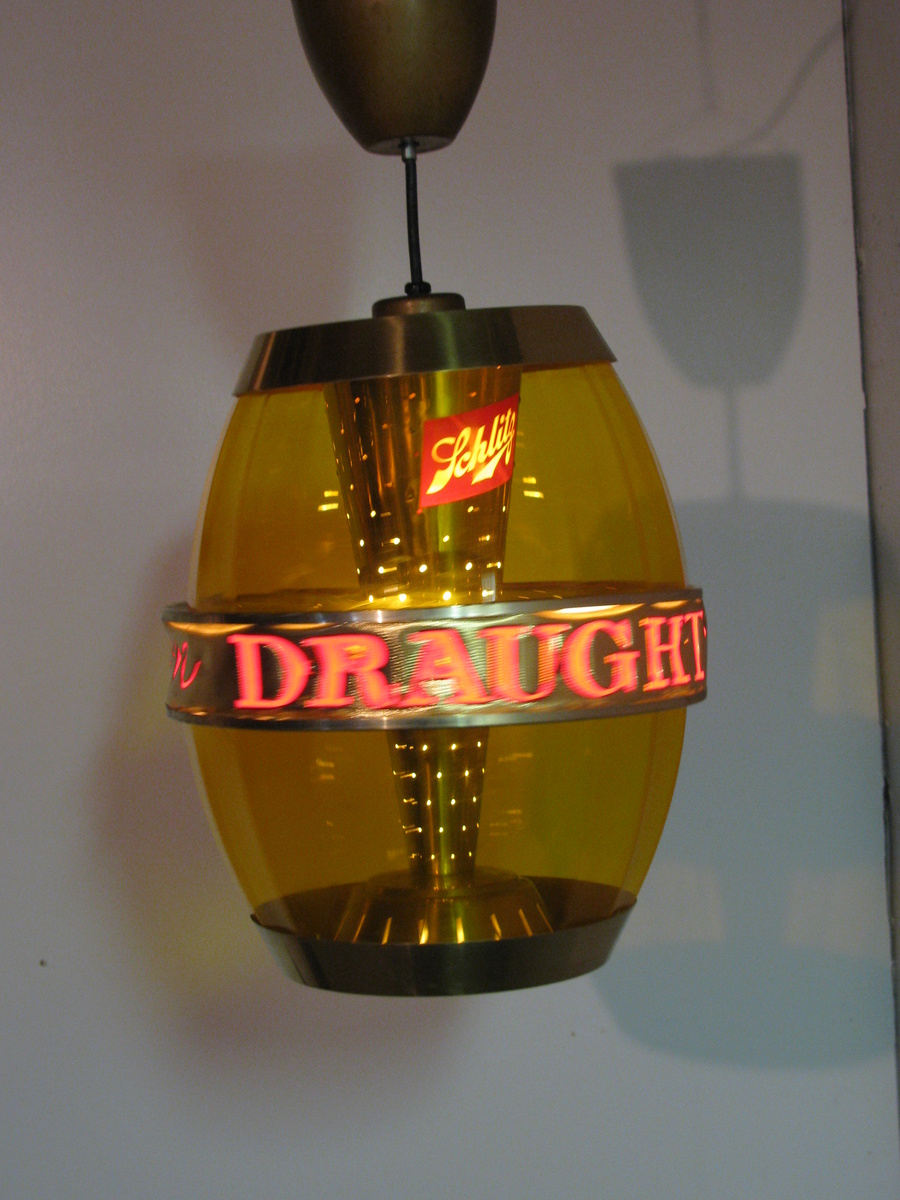 Shlitz rotating bar light - Breweriana