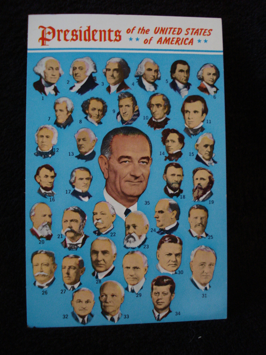 POSTCARD OF PRESIDENTS UP  AND A SIGN RONALD REAGAN AND NANCY REAGAN                                         NANCY REAGON