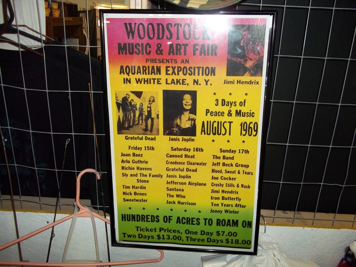 WOODSTOCK POSTER - Posters and Prints