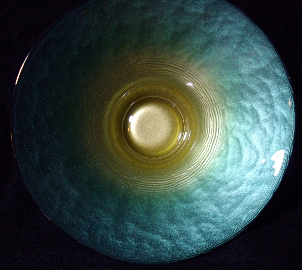 great colors for such a small bowl. - Art Glass