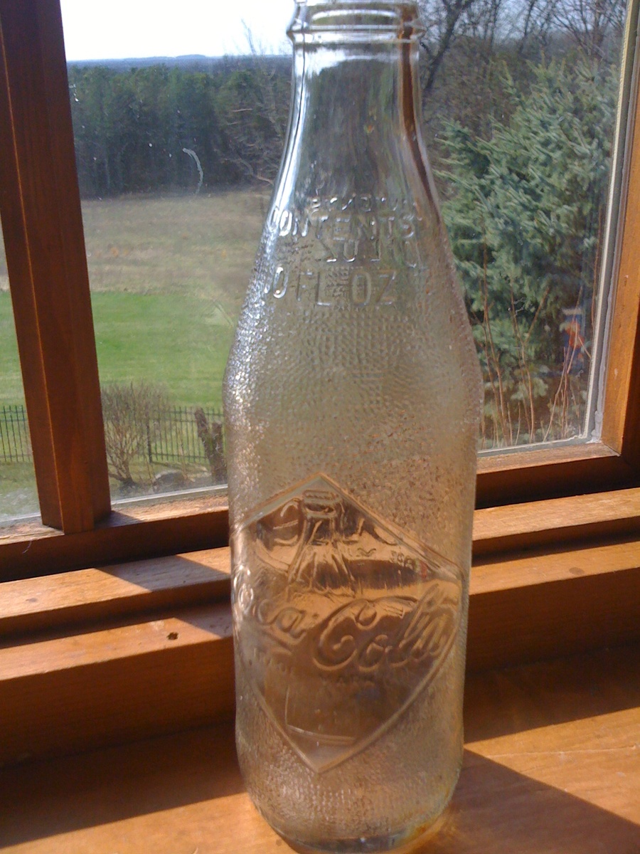 ::RARE:: LATE 60s DISCONTINUED, FLAT SIDED, COKE BOTTLE