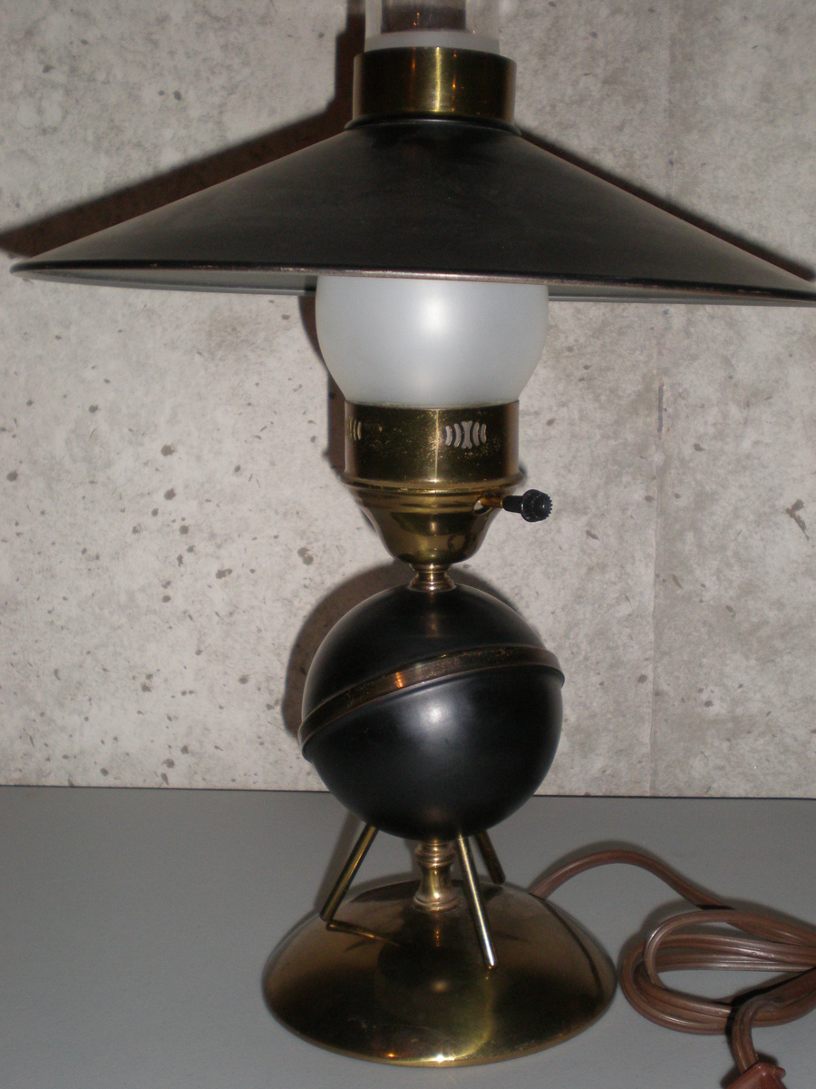 Please help identify this lamp? - Lamps
