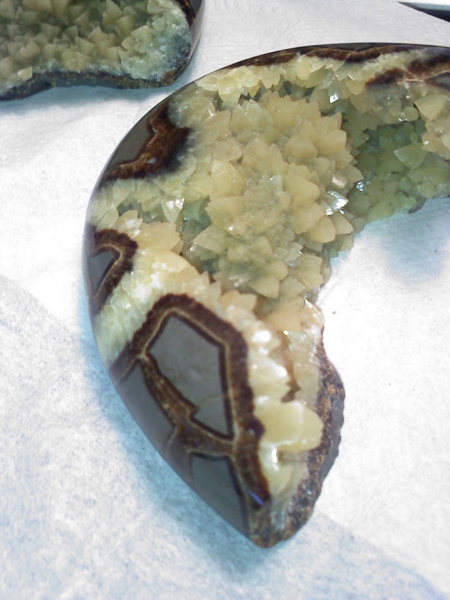Crystal / Gemstone 