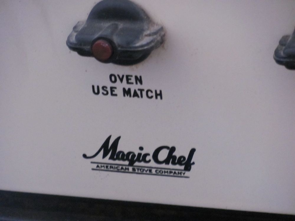 Magic Chef Stove and Warming Oven