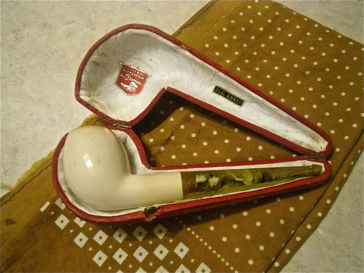 Pioneer Meerschaum Pipe with Real Amber Mouth Piece - Tobacciana