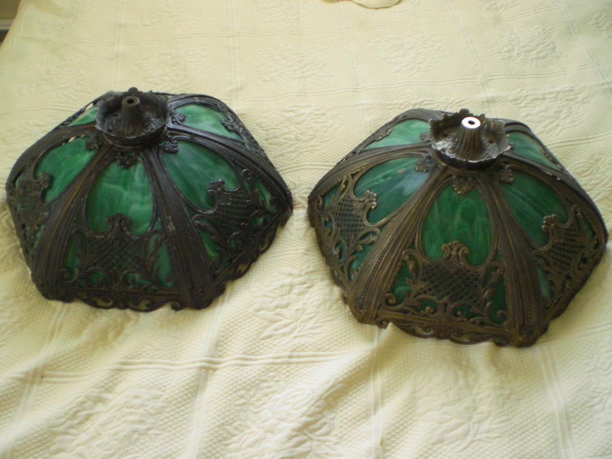 Need help identifing these lamp shades
