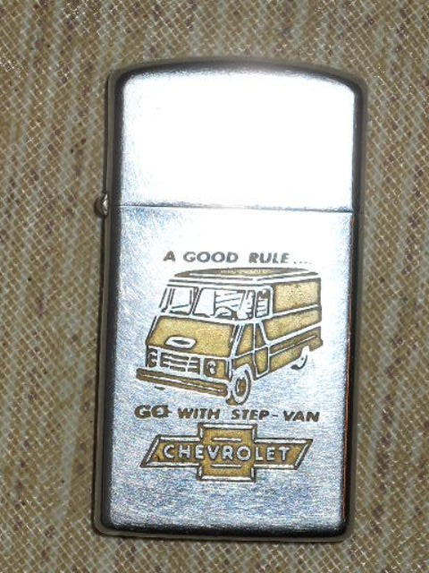 Vintage Zippo lighter - Tobacciana