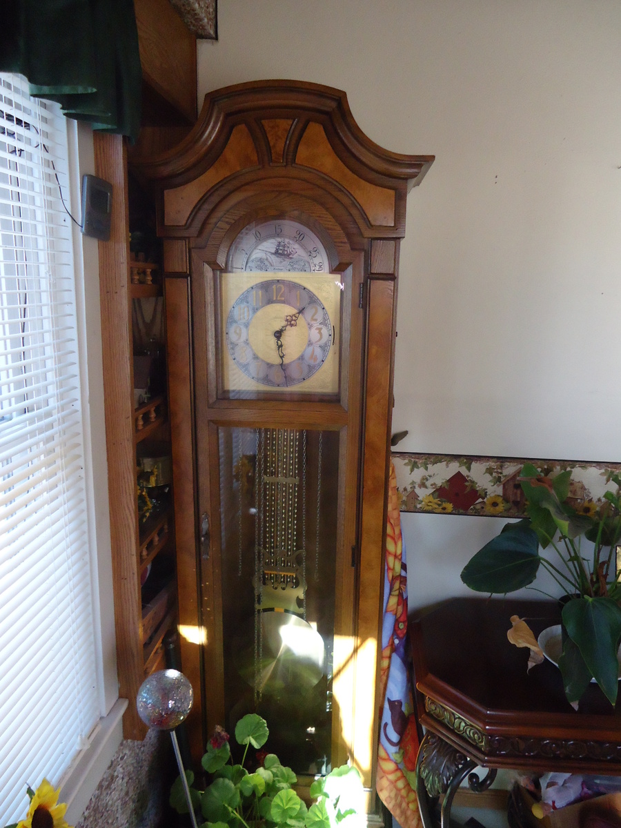 Grandfather Clock - Clocks