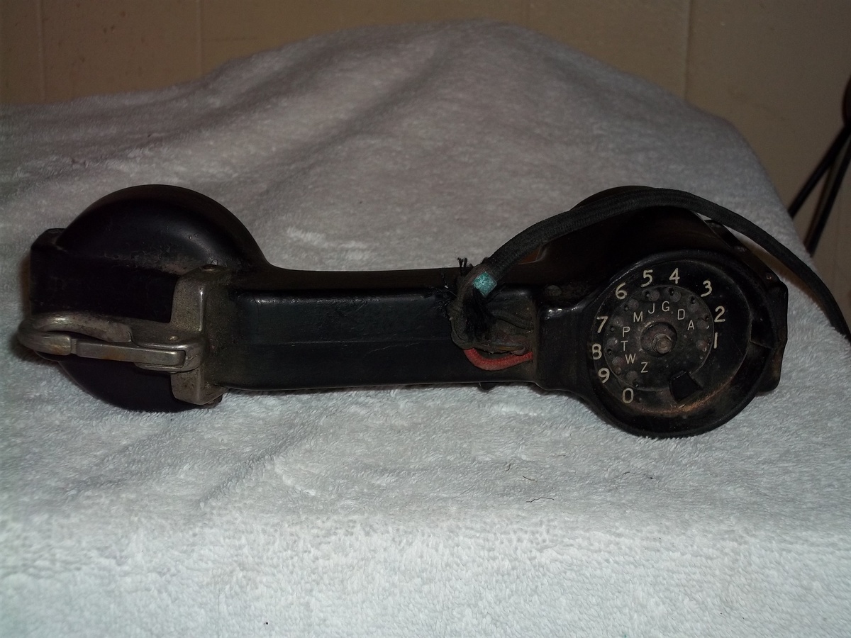 LINEMAN PHONE - Telephones