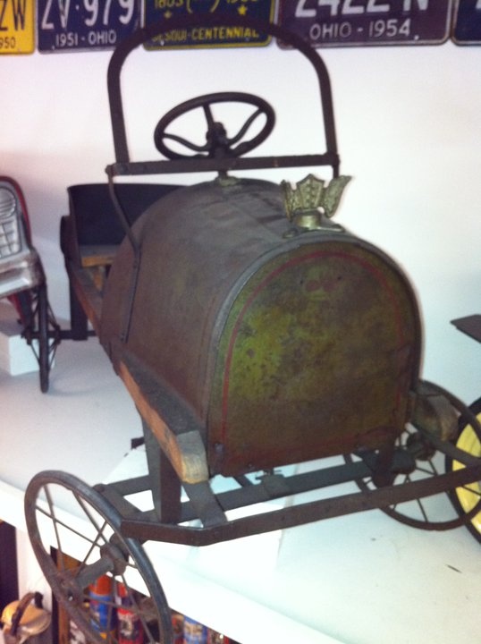 1900's pedal car?
