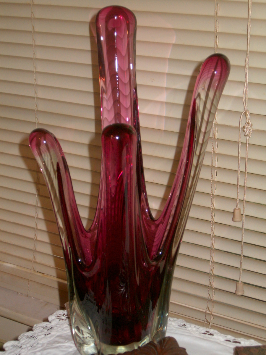 My  taste leans toward the quirky  - Art Glass