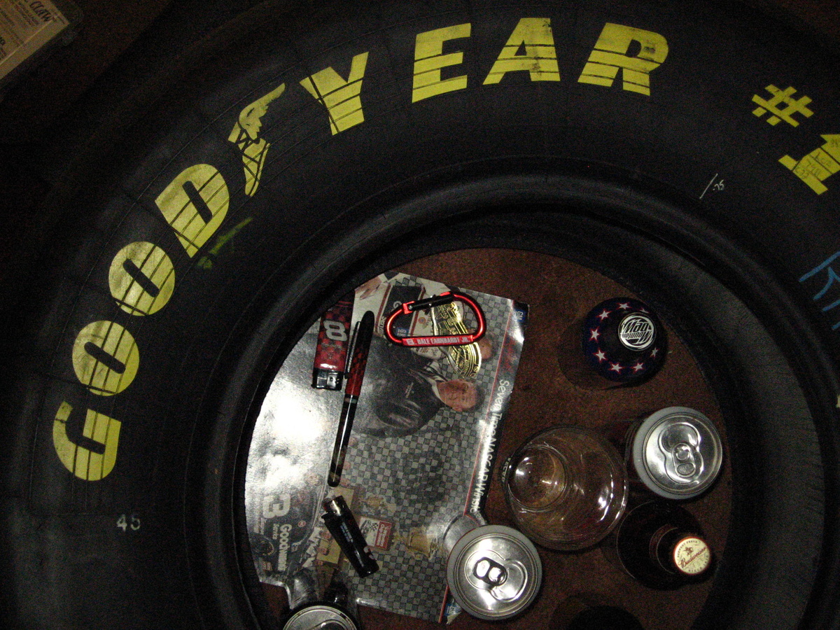 Dale Earnhardt Sr. Right Rear Tire (Talledaga) #7 2000