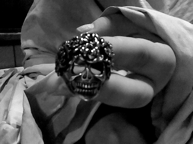 Grateful dead ring need help finding information about !