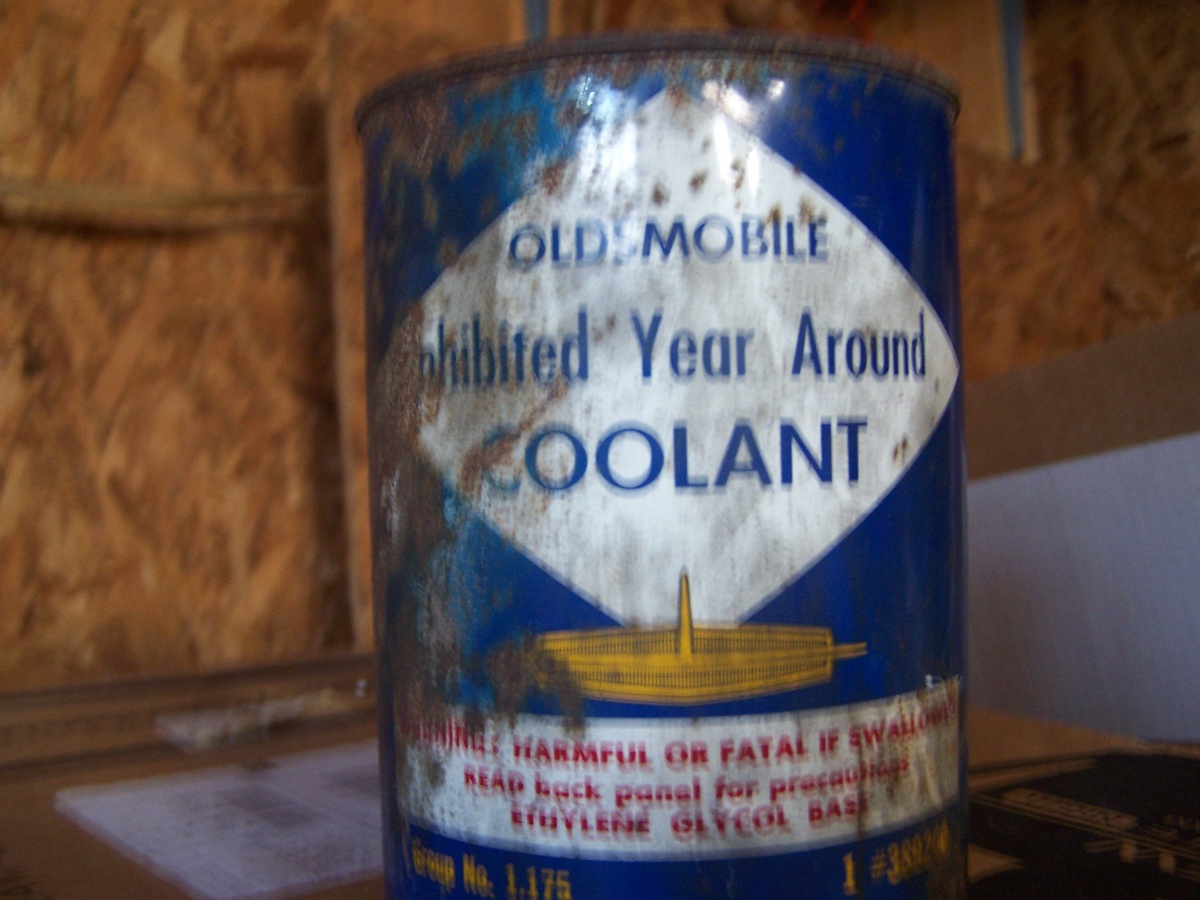 OldsMobile Coolant Can