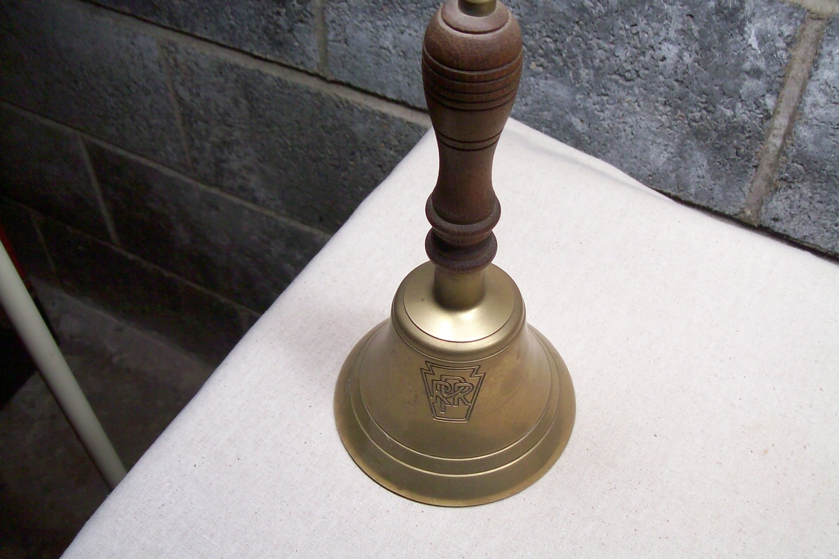 Pennsylvania RR brass bell - Railroadiana