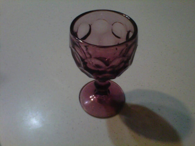 What kind of glass is this? Who makes it?