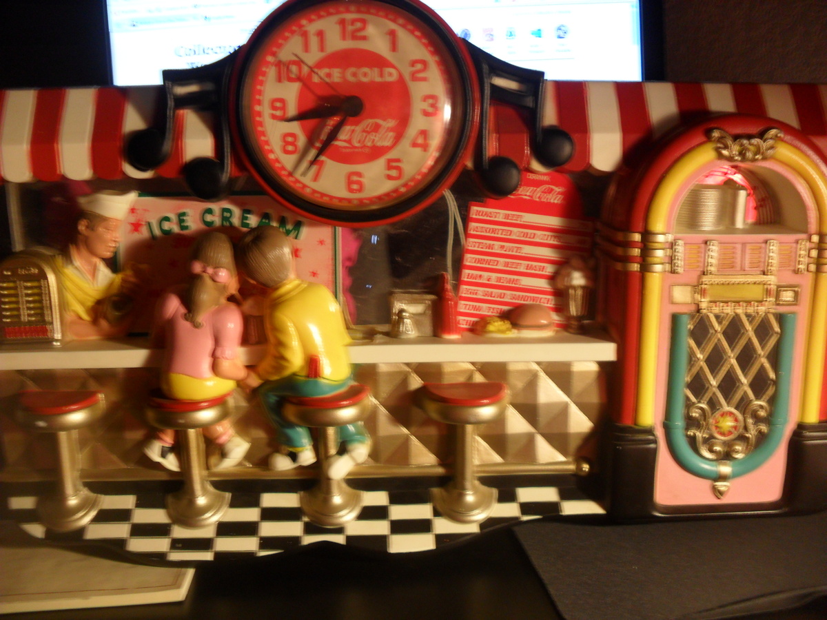 Coca Cola Soda fountain clock