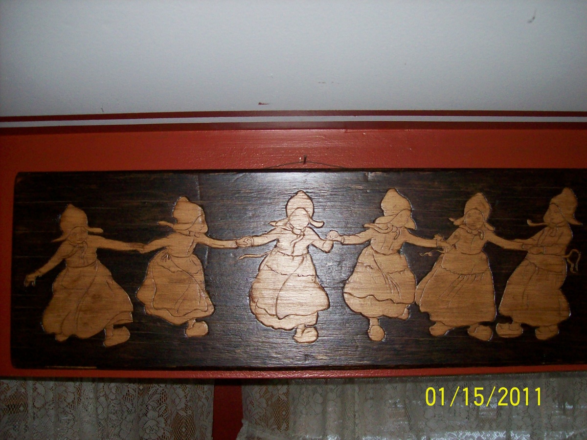 1904 dutch girl & boy plaques